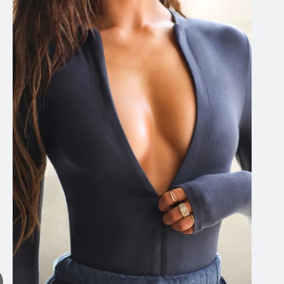 Joah Brown Tops Nwt Joah Brown Invisible Zip Long Sleeve In Navy